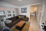 Met zorg vernieuwd en smaakvol ingericht duplex appartement in het domein "Park Atlantis", gelegen in een rustige en groene omgeving nabij de golf en op wandelafstand van de duinen en het strand. Dit volledig gemeubeld appartement, biedt u:
Op de 1e verd.: een mooie woonkamer bestaande uit een gezellige zithoek en afzonderlijke eethoek met open keuken, 2 badkamers met elk een douche, w.c. en wastafel , 2 ruime slaapkamers en een aangenaam terras.
Via de vaste trap komt met op de dakverdieping die 2 extra ruime slaapkamers omvat.
Verder beschikt dit appartement over nieuwe pvc-ramen met dubbele beglazing, een blanco keuring elektriciteit en voldoende gratis parkeergelegenheid aan het gebouw.
Een rustig gelegen 2de verblijf, ideaal voor uw gezinsvakantie aan zee. Zeer goede verhuurmogelijheden. (20/059)