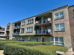 Lichtrijk appartement op de 1ste verdieping van een moderne residentie, gelegen op 5 min. wandelafstand van het strand. Dit appartement omvat een mooie woonkamer met rechtstreeks toegang tot het zuidwest gericht terras, volledig ingerichte en open keuken, inkomhall met afzonderlijk toilet, handige berging met aansluiting wasmachine en 2 slaapkamers. Verder beschikt dit appartement nog over pvc-ramen met dubbele beglazing. Bijzonder geschikt als opbrengsteigendom.
Onder deze tekst bij "documenten" vindt u een grondplan. Bezoek op afspraak. (24/0320)