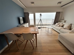 HAB-1040-7-ea824987-5316-4889-8d46-456dd214e5b1.jpg (SILVERSA/0801)