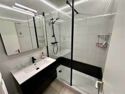 HAB-3059-13-94e3b618-f588-4e3b-9c9f-1ff6a6d22bc8.jpg (PICKWICK/0101)